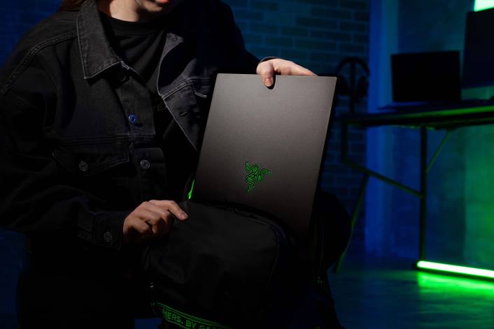 IE Razer Customize your Blade 15 One Color DDDP10 Laptop