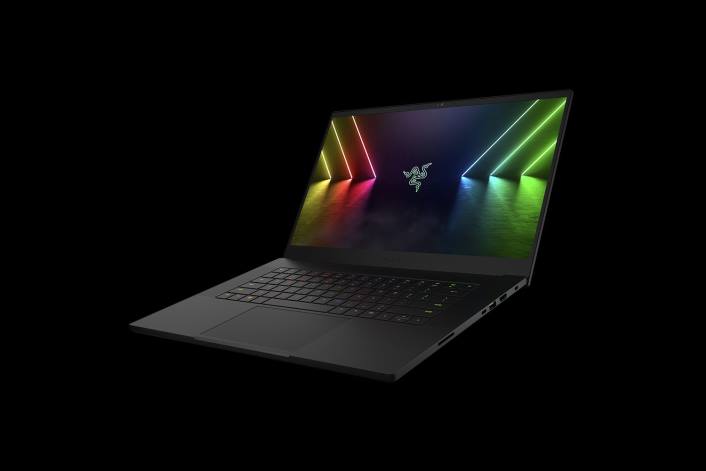 IE Razer Customize your Blade 15 One Color DDDP11 Laptop