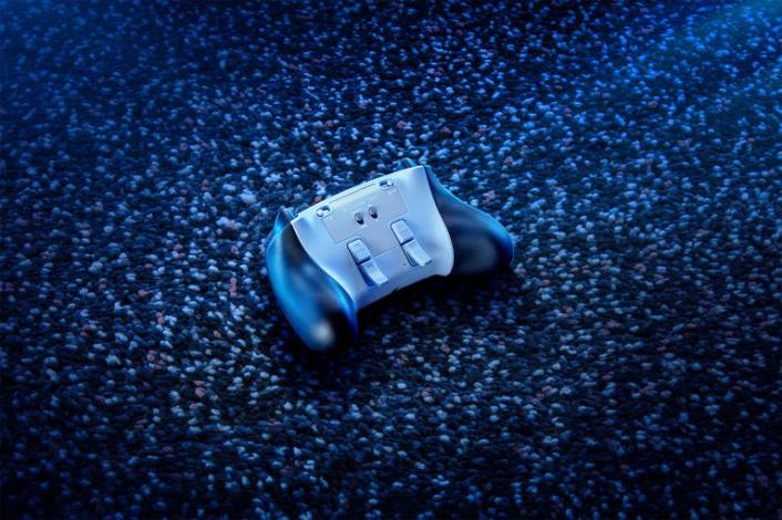 IE Razer Wolverine V2 Pro White DDDP159 Console