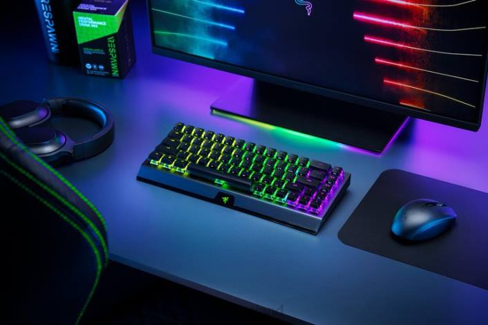 IE Razer BlackWidow V3 Mini HyperSpeed - Phantom Edition - Yellow Switch - US Black DDDP64 Keyboard