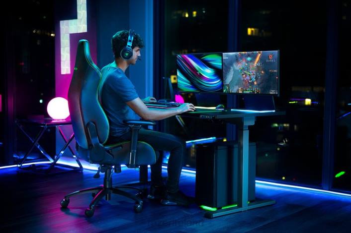 IE Razer Iskur Black DDDP136 Gaming Chair